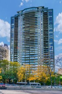 1040 N Lake Shore Dr Chicago-large-001-3-0001-668×1000-72dpi