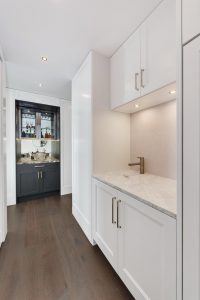 1040 N Lake Shore Dr Chicago-large-018-5-0018-668×1000-72dpi