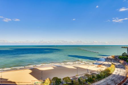 1040 N Lake Shore Dr Chicago-large-033-19-0033-1499×1000-72dpi