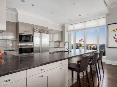 2550 N Lakeview Ave Unit 2104 Chicago IL 60614 USA-012-015-012-MLS_Size
