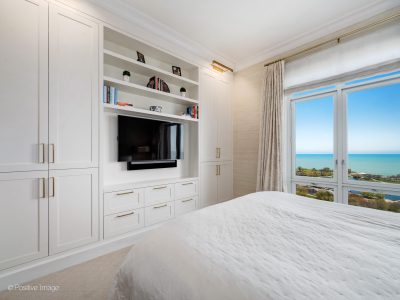 2550 N Lakeview Ave Unit 2104 Chicago IL 60614 USA-017-030-017-MLS_Size