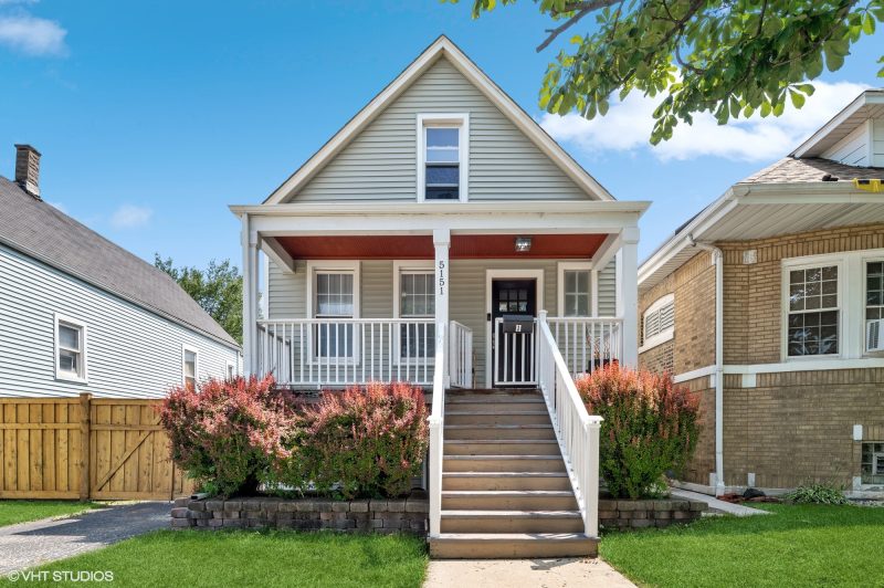 5151 W Eddy St Chicago, IL 60641, USA - home for sale, Debra Dobbs