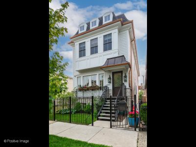 4320 N Claremont Ave Chicago IL 60618 USA-001-005-0001-MLS_Size-06-29