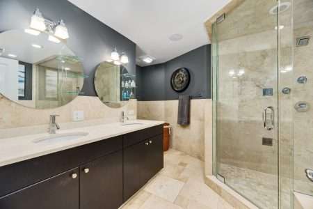 710 W Melrose St #1 Chicago, IL 60657, USA - home for sale in Chicago