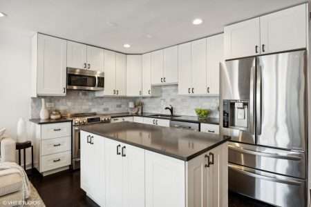 08_21WGoetheSt_18B_5_Kitchen_MRED_2000x1333