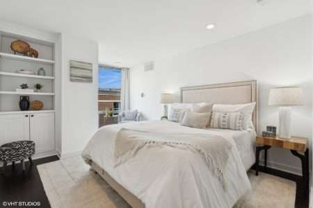 15_21WGoetheSt_18B_14_PrimaryBedroom_MRED_2000x1333