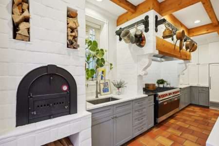 2309 N Geneva Terrace – Listed by Debra Dobbs, Chicago Realtor