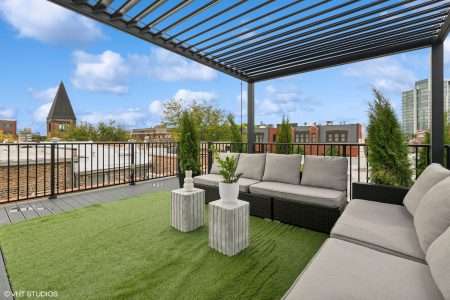 2309 N Geneva Terrace – Listed by Debra Dobbs, Chicago Realtor