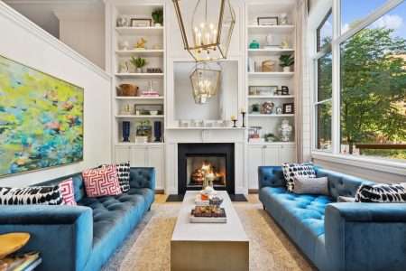 02_509WMenomoneeSt_1_LivingRoom_HiRes