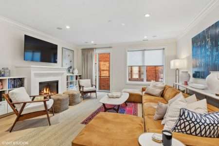 509 W Menomonee St, Chicago. IL - Home For Sale - Debra Dobbs
