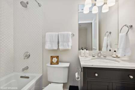 509 W Menomonee St, Chicago. IL - Home For Sale - Debra Dobbs