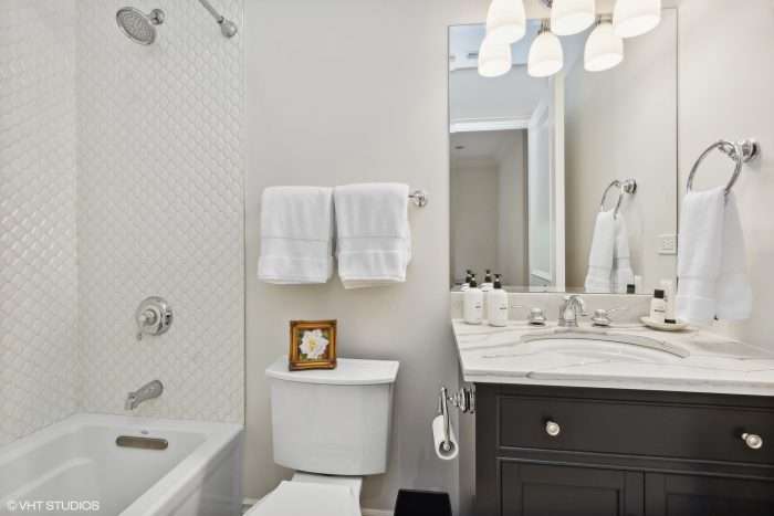 509 W Menomonee St, Chicago. IL - Home For Sale - Debra Dobbs