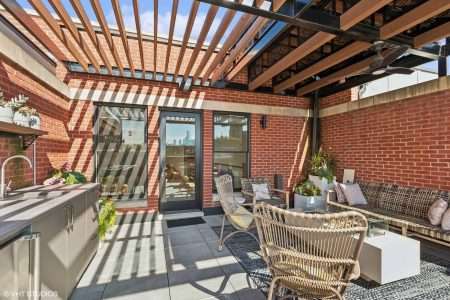 509 W Menomonee St, Chicago. IL - Home For Sale - Debra Dobbs
