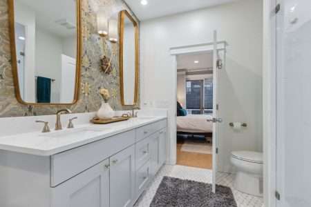 916 W Wrightwood Ave #1 Chicago, IL 60614 – Home For Sale