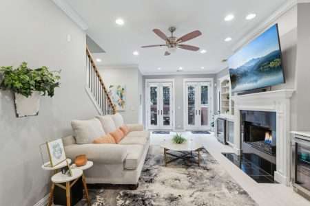 916 W Wrightwood Ave #1 Chicago, IL 60614 – Home For Sale