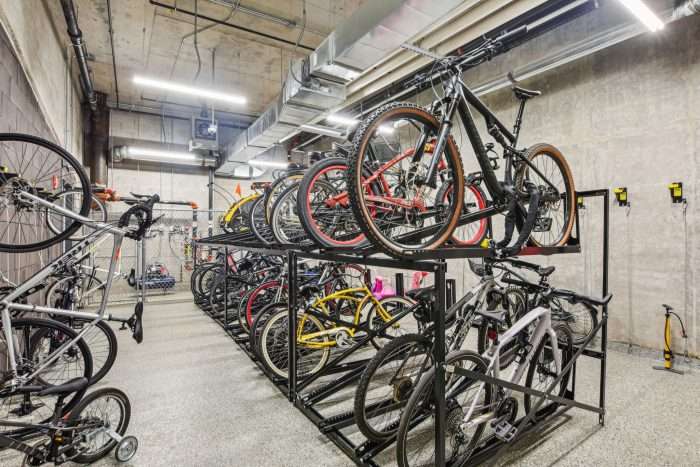 400 W Huron St Unit 702, Chicago, IL 60654 - Condo For Sale | Debra Dobbs