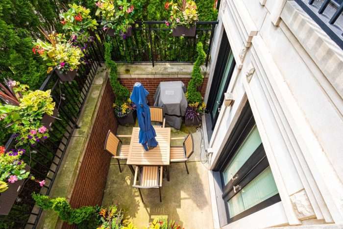 916 W Wrightwood Ave #1 Chicago, IL 60614 - Home For Sale