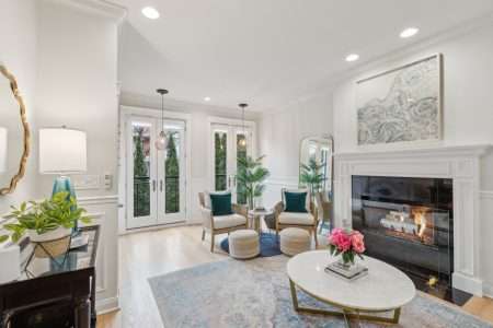 916 W Wrightwood Ave #1 Chicago, IL 60614 – Home For Sale
