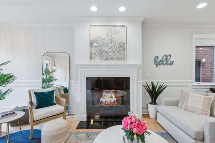 916 W Wrightwood Ave #1 Chicago, IL 60614 - Home For Sale