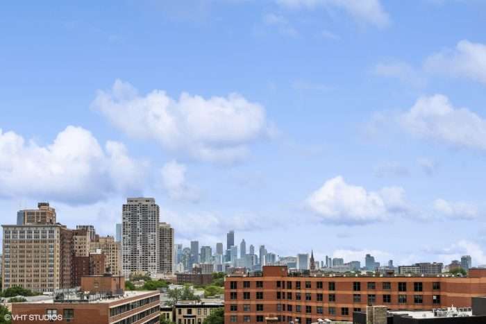 345 W Fullerton Pkwy #1006 Chicago, IL 60614 - For Sale 1 The Dobbs Group