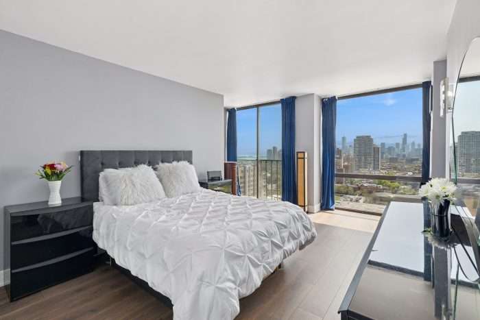 345 W Fullerton Pkwy #2505 Chicago, IL 60614 - Home For Sale | Isabelle Lacouture | The Dobbs Group