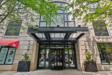 10 E Delaware Pl #21D Chicago IL 60611 | Home For Sale | Isabelle Lacouture | The Dobbs Group