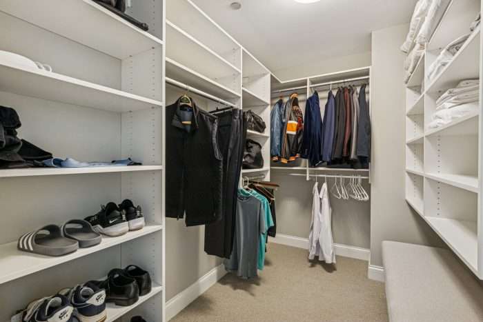 10 E Delaware Pl #21D Chicago IL 60611 | Home For Sale | Isabelle Lacouture | The Dobbs Group