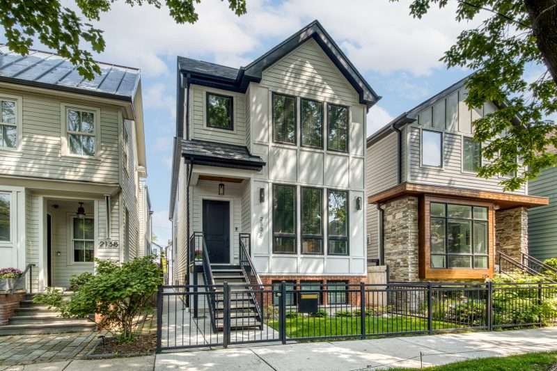 2136 W Melrose St, Chicago, IL 60618 | SOLD | Debra Dobbs