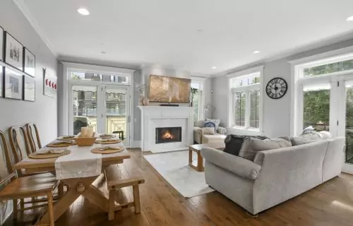 1503 N Mohawk St #2E Chicago, IL 60610 | Home For Sale | Debra Dobbs
